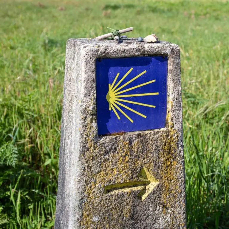 Pilgerreise Jakobsweg Wegweiser Modern Spirituell