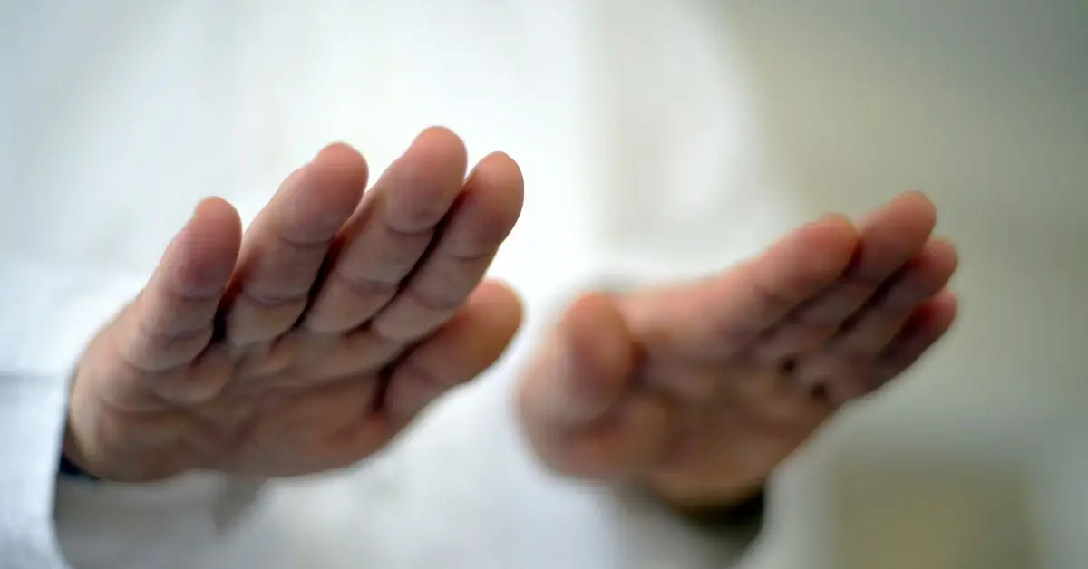 Wie funktioniert eine energetische Fernbehandlung Modern Spirituell