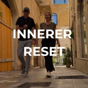 Innerer Reset als Text im Hintergrund Ulrike und Kay